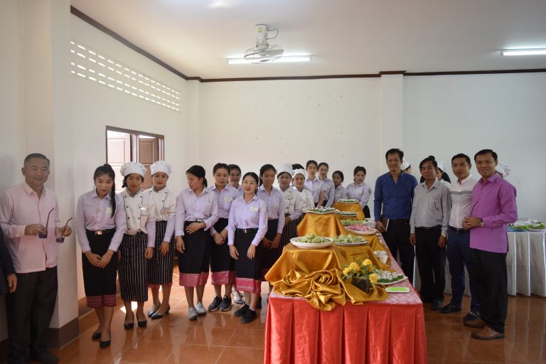 ວັນນັດພົບແຮງງານ 2020 ທີ່ວິທະຍາໄລເຕັກນິກແຂວງວຽງຈັນ ສາຂາວັງວຽງ